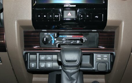 Toyota Land Cruiser 70, 2025 год, 10 685 000 рублей, 27 фотография