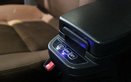 Toyota Land Cruiser 70, 2025 год, 10 685 000 рублей, 29 фотография