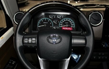 Toyota Land Cruiser 70, 2025 год, 10 685 000 рублей, 25 фотография