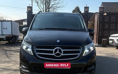 Mercedes-Benz V-Класс, 2014 год, 3 450 000 рублей, 1 фотография