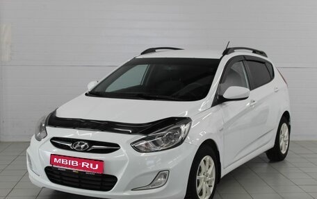 Hyundai Solaris II рестайлинг, 2013 год, 850 000 рублей, 1 фотография