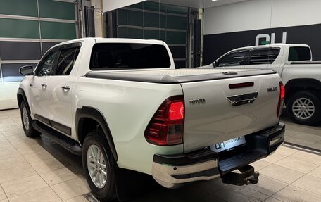 Toyota Hilux VIII, 2015 год, 3 350 000 рублей, 5 фотография