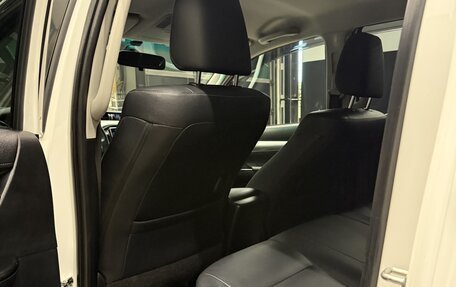 Toyota Hilux VIII, 2015 год, 3 350 000 рублей, 12 фотография