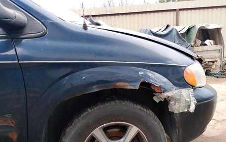 Chrysler Voyager IV, 2001 год, 175 000 рублей, 4 фотография