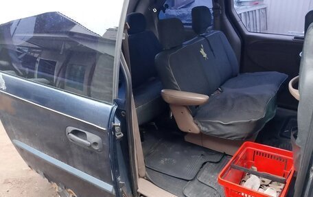 Chrysler Voyager IV, 2001 год, 175 000 рублей, 21 фотография