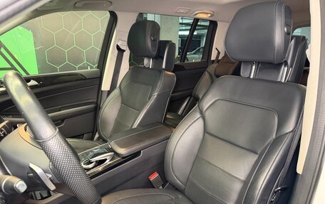 Mercedes-Benz GLS, 2018 год, 5 690 000 рублей, 14 фотография