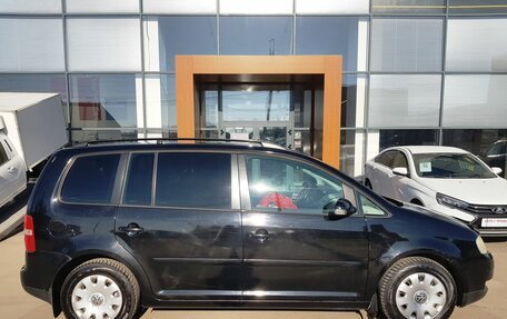 Volkswagen Touran III, 2004 год, 495 000 рублей, 4 фотография