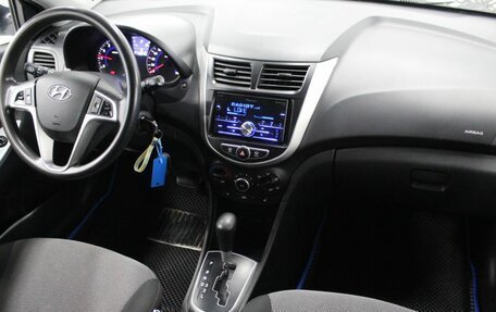 Hyundai Solaris II рестайлинг, 2013 год, 850 000 рублей, 19 фотография