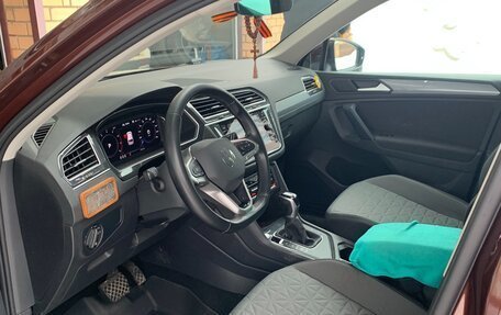 Volkswagen Tiguan II, 2021 год, 2 950 000 рублей, 9 фотография