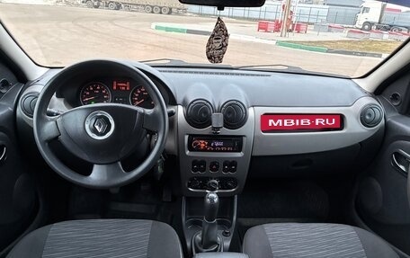 Renault Logan I, 2011 год, 390 000 рублей, 18 фотография