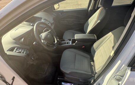 Ford Escape III, 2016 год, 1 299 000 рублей, 5 фотография