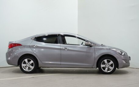 Hyundai Avante, 2011 год, 850 000 рублей, 5 фотография