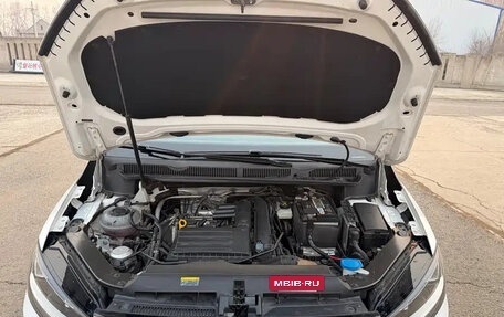 Volkswagen Touran III, 2023 год, 1 760 777 рублей, 15 фотография