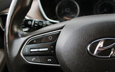 Hyundai Santa Fe IV, 2018 год, 2 749 000 рублей, 15 фотография