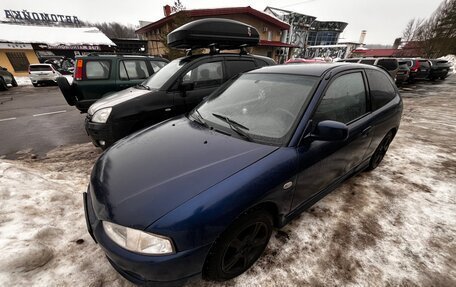 Mitsubishi Colt VI рестайлинг, 2002 год, 260 000 рублей, 1 фотография