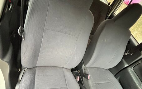 Toyota Probox I, 2003 год, 530 000 рублей, 13 фотография