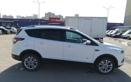 Ford Kuga III, 2017 год, 1 900 000 рублей, 19 фотография