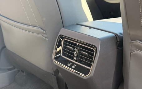 Toyota RAV4, 2026 год, 5 030 000 рублей, 16 фотография