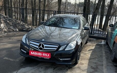 Mercedes-Benz E-Класс, 2012 год, 1 250 000 рублей, 2 фотография