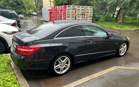 Mercedes-Benz E-Класс, 2012 год, 1 250 000 рублей, 11 фотография