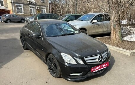 Mercedes-Benz E-Класс, 2012 год, 1 250 000 рублей, 4 фотография