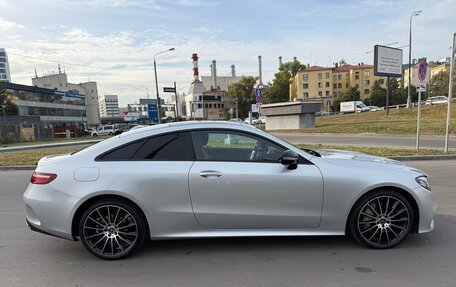 Mercedes-Benz E-Класс, 2017 год, 4 350 000 рублей, 4 фотография