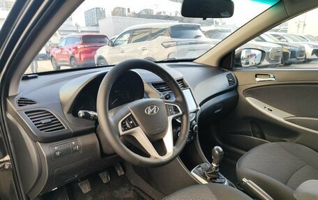 Hyundai Solaris II рестайлинг, 2013 год, 625 000 рублей, 9 фотография