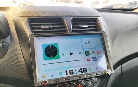 Hyundai Solaris II рестайлинг, 2013 год, 625 000 рублей, 19 фотография