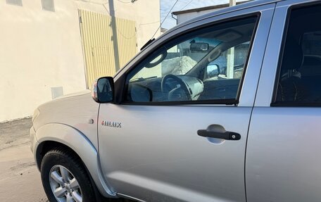 Toyota Hilux VII, 2010 год, 1 300 000 рублей, 10 фотография