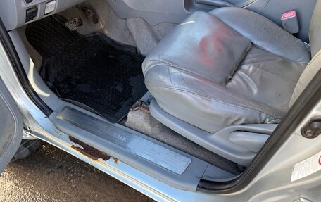 Toyota Hilux VII, 2010 год, 1 300 000 рублей, 28 фотография