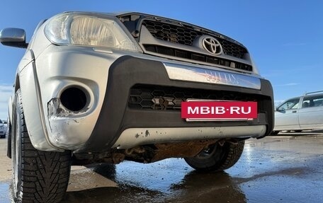 Toyota Hilux VII, 2010 год, 1 300 000 рублей, 13 фотография