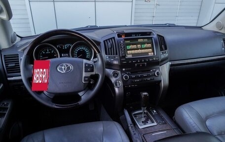 Toyota Land Cruiser 200, 2010 год, 2 940 000 рублей, 11 фотография