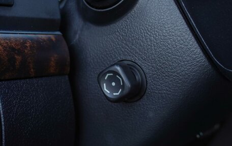 Toyota Land Cruiser 200, 2010 год, 2 940 000 рублей, 21 фотография