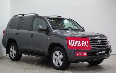 Toyota Land Cruiser 200, 2010 год, 2 940 000 рублей, 2 фотография