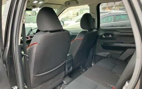 Toyota Raize I, 2020 год, 1 200 000 рублей, 13 фотография