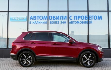 Volkswagen Tiguan II, 2018 год, 2 375 000 рублей, 6 фотография