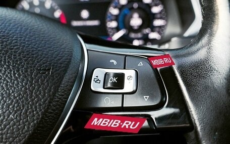 Volkswagen Tiguan II, 2018 год, 2 375 000 рублей, 11 фотография