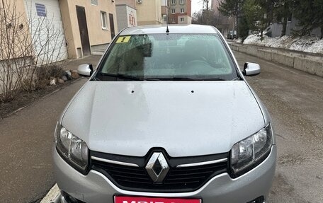 Renault Sandero II рестайлинг, 2015 год, 950 000 рублей, 1 фотография
