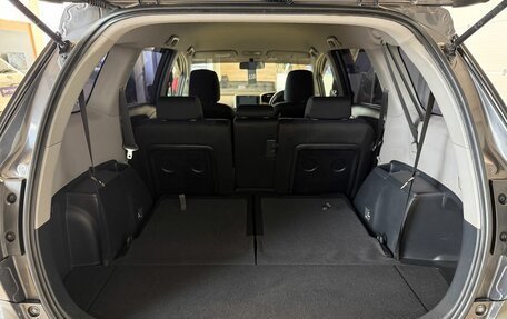 Toyota Wish II, 2013 год, 1 349 000 рублей, 20 фотография