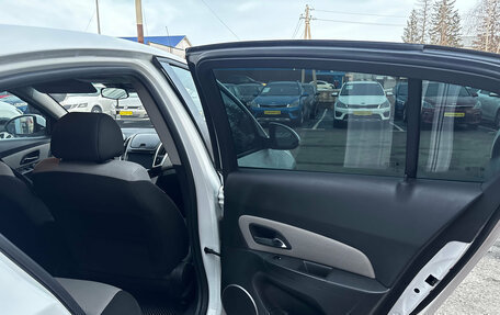 Chevrolet Cruze II, 2013 год, 780 000 рублей, 21 фотография