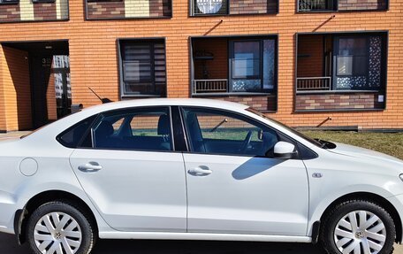 Volkswagen Polo VI (EU Market), 2017 год, 900 000 рублей, 3 фотография