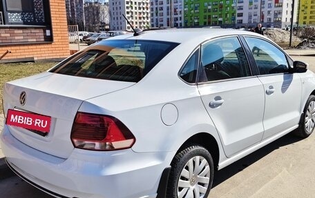 Volkswagen Polo VI (EU Market), 2017 год, 900 000 рублей, 5 фотография