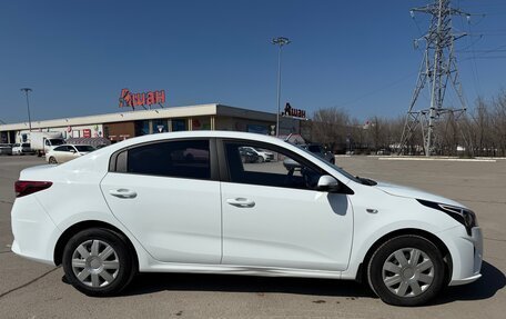 KIA Rio IV, 2021 год, 1 600 000 рублей, 2 фотография