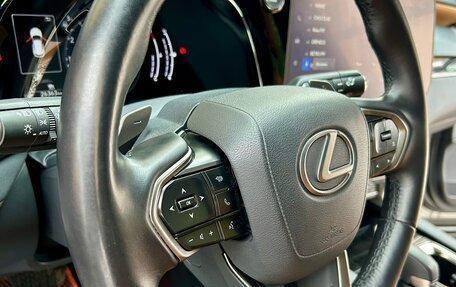 Lexus RX IV рестайлинг, 2023 год, 7 450 000 рублей, 16 фотография