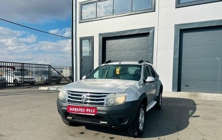 Renault Duster I рестайлинг, 2012 год, 909 000 рублей, 2 фотография