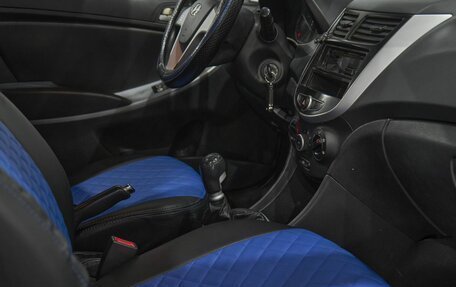 Hyundai Solaris II рестайлинг, 2011 год, 500 000 рублей, 12 фотография