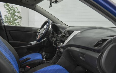 Hyundai Solaris II рестайлинг, 2011 год, 500 000 рублей, 8 фотография