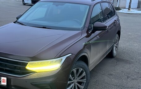 Volkswagen Tiguan II, 2021 год, 2 500 000 рублей, 3 фотография