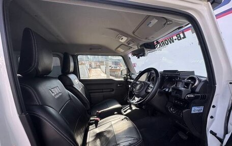 Suzuki Jimny, 2023 год, 1 700 000 рублей, 13 фотография