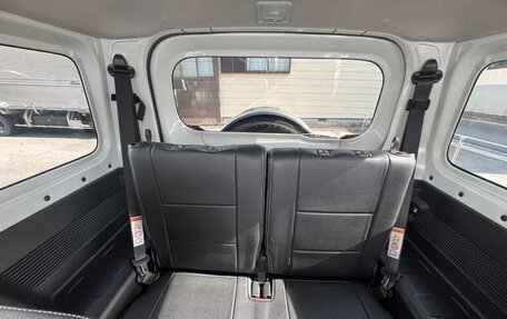 Suzuki Jimny, 2023 год, 1 700 000 рублей, 29 фотография